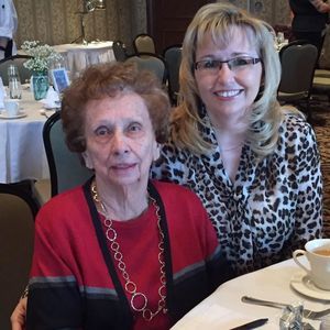 Meet your Posher, Julie